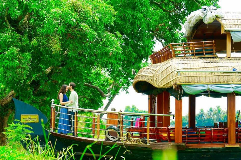 kerala tourism honeymoon packages