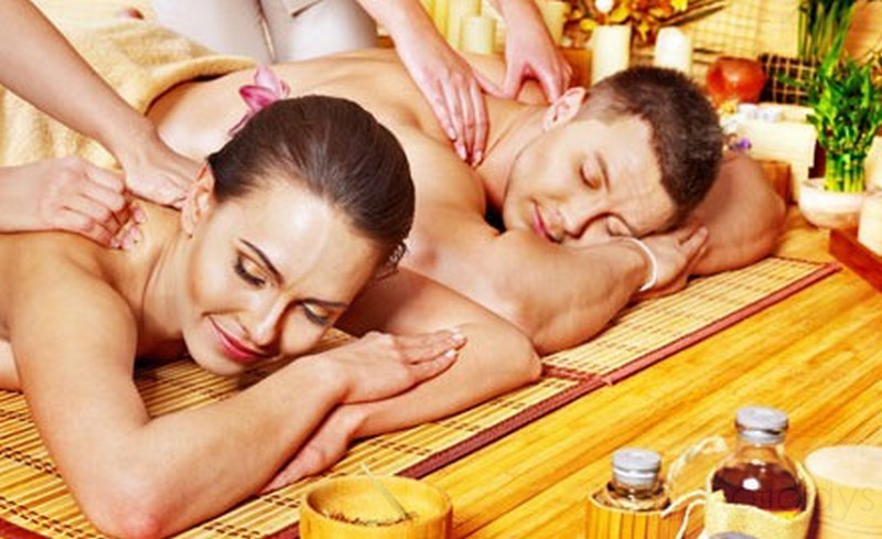 ayurveda-couple-massage-kerala